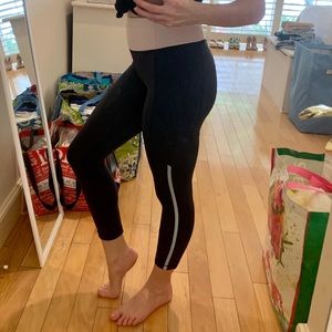 Lulu lemon Black 7/8 Running Leggings with pockets